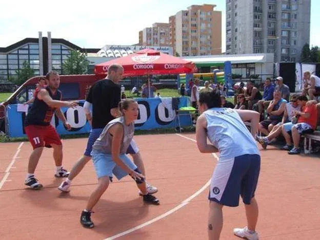 2010 Tournament 1